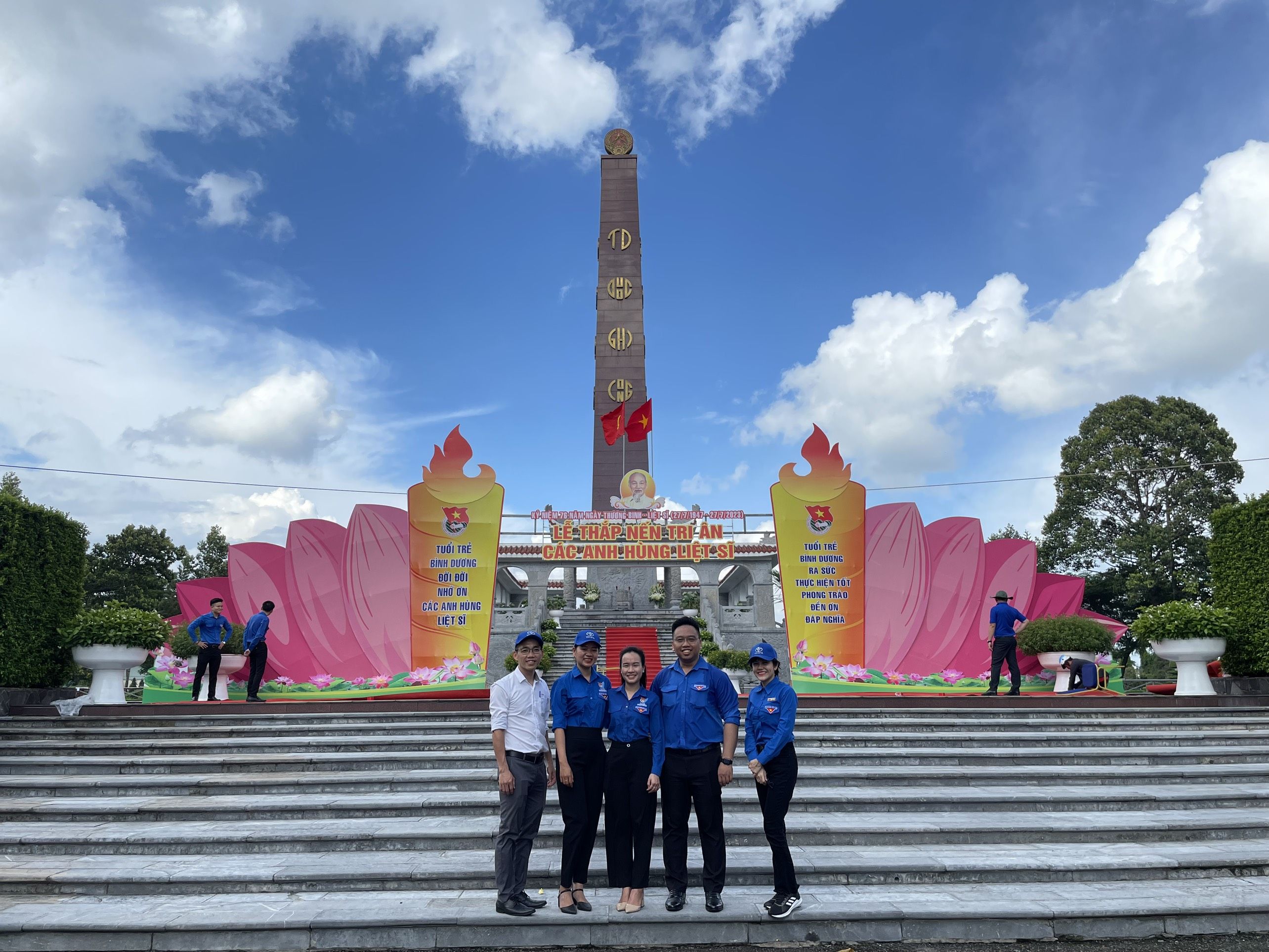 Toyota Bình Dương - KỶ NIỆM 76 NĂM NGÀY THƯƠNG BINH LIỆT SỸ (27/7/1947 - 27/7/2023)